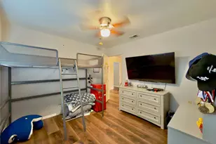 16035 Circle Diamond Rd, Rancho Cascades, CA 91342 - Photo 21