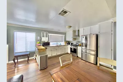 16035 Circle Diamond Road, Sylmar, CA 91342 - Photo 13