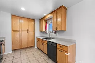 40603 178th St, Lake Los Angeles, CA 93535 - Photo 13