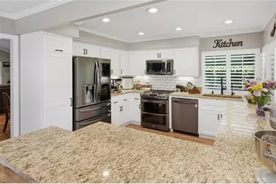 25823 Lochmoor, Valencia, CA 91355 - Photo 15