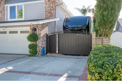 25823 Lochmoor, Valencia, CA 91355 - Photo 3