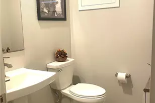 187 Capistrano Dr, Ventura, CA 93004 - Photo 13
