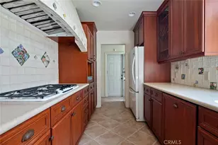 826 N Valley, Burbank, CA 91505 - Photo 11