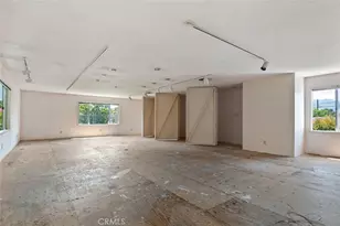 826 N Valley, Burbank, CA 91505 - Photo 31