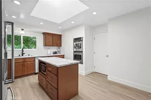 17177 Superior St, Northridge, CA 91325 - Photo 13