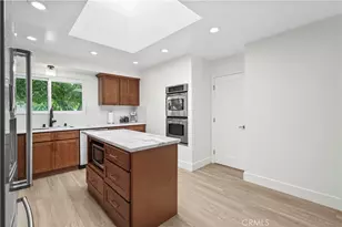 17177 Superior St, Northridge, CA 91325 - Photo 15