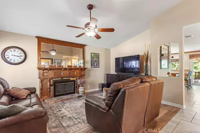 27643 Saffron Lane, Saugus, CA 91350 - Photo 11