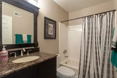 27643 Saffron Lane, Saugus, CA 91350 - Photo 9