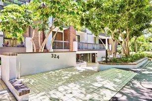 324 N Palm Dr, Beverly Hills, CA 90210 - Photo 29