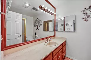 324 N Palm Dr, Beverly Hills, CA 90210 - Photo 25