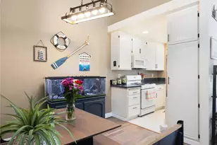 18053 Sundowner Way, Canyon Country, CA 91387 - Photo 11