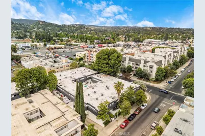 5142 Zelzah #25, Encino, CA 91316 - Photo 29