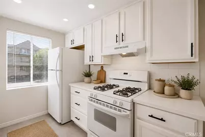 5055 Coldwater Canyon Avenue #105, Sherman Oaks, CA 91423 - Photo 7