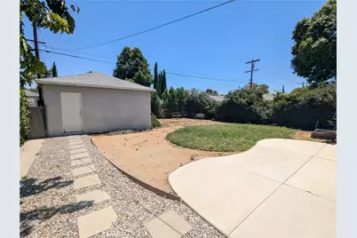 6944 Lindley, Reseda, CA 91335 - Photo 15