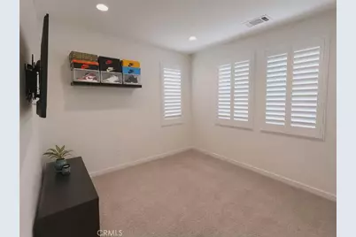 17816 Perch, Canyon Country, CA 91350 - Photo 5