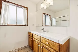 2724 N Kenneth, Burbank, CA 91504 - Photo 31