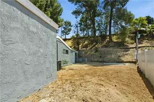 27706 Haxton, Canyon Country, CA 91351 - Photo 19