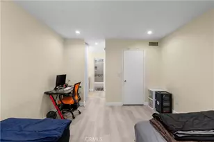 5460 White Oak, Encino, CA 91316 - Photo 35
