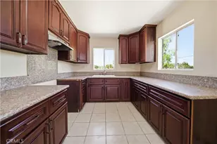 12537 E Ave V 12, Pearblossom, CA 93553 - Photo 15