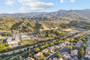 25520 Crockett Ln, Stevenson Ranch, CA 91381 - Photo 43