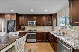 25520 Crockett Ln, Stevenson Ranch, CA 91381 - Photo 9