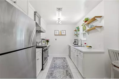 6630 Saloma Avenue, Van Nuys, CA 91405 - Photo 9