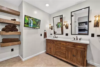 5943 Salamea Avenue, Woodland Hills, CA 91367 - Photo 37