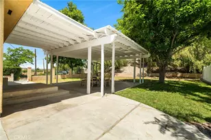 20036 Carson Ct, Saugus, CA 91390 - Photo 39