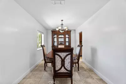20036 Carson Court, Saugus, CA 91390 - Photo 9