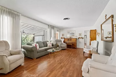 20035 Carson Court, Saugus, CA 91390 - Photo 7