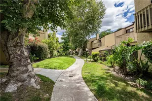 6746 Encino Ave, Lake Balboa, CA 91406 - Photo 31