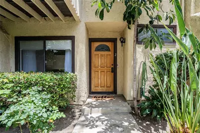 6746 Encino Avenue #2, Lake Balboa, CA 91406 - Photo 1