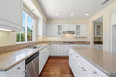 26807 Cottonwood Court, Valencia, CA 91381 - Photo 21