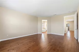 26807 Cottonwood Ct, Valencia, CA 91381 - Photo 33