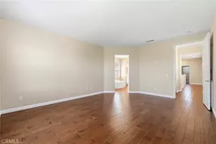 26807 Cottonwood Ct, Valencia, CA 91381 - Photo 33