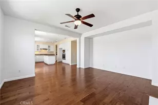 26807 Cottonwood Ct, Valencia, CA 91381 - Photo 17