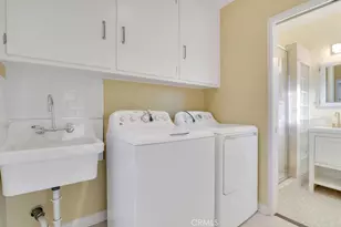 23154 Mariano, Woodland Hills, CA 91367 - Photo 15