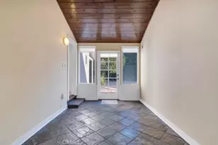 23154 Mariano, Woodland Hills, CA 91367 - Photo 19