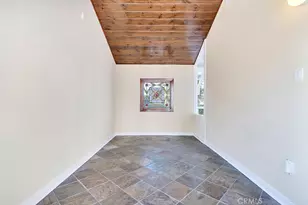 23154 Mariano, Woodland Hills, CA 91367 - Photo 17