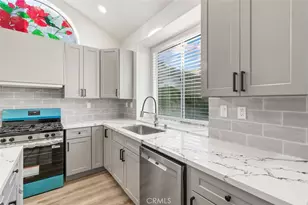 14439 Grandiflors, Canyon Country, CA 91387 - Photo 15