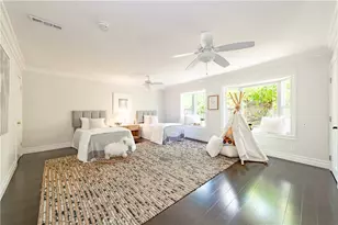 3666 Sapphire Dr, Encino, CA 91436 - Photo 15