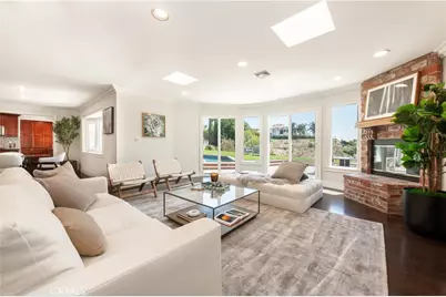 3666 Sapphire Drive, Encino, CA 91436 - Photo 9