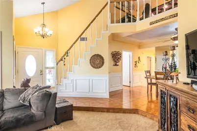 980 Witherspoon Drive, Thousand Oaks, CA 91360 - Photo 3