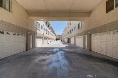 10215 Variel Avenue #14, Chatsworth, CA 91311 - Photo 25