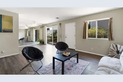 10215 Variel Avenue #14, Chatsworth, CA 91311 - Photo 7