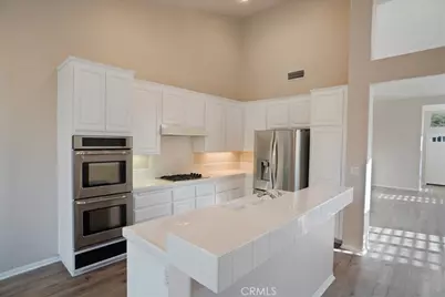 27481 Bridgewater Drive, Valencia, CA 91354 - Photo 5