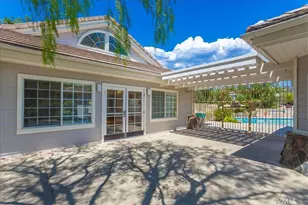 27481 Bridgewater Dr, Valencia, CA 91354 - Photo 21