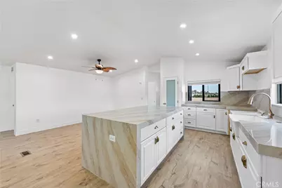 4009 W Avenue K-8, Quartz Hill, CA 93536 - Photo 11