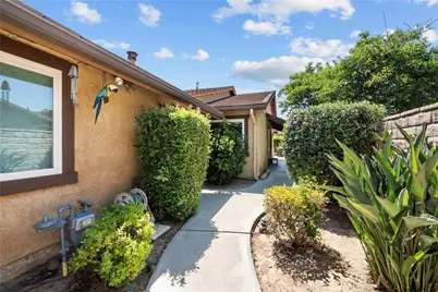 25556 Alicante Drive, Valencia, CA 91355 - Photo 23