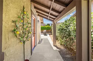 25556 Alicante Dr, Valencia, CA 91355 - Photo 19